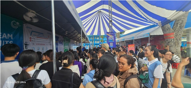 Hơn 1.000 vị trí việc làm "chào mời" sinh viên Trường Đại học Thủ Dầu Một